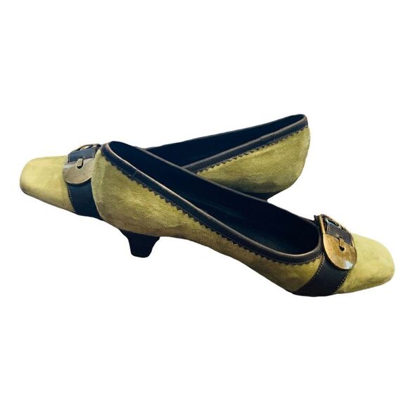 Vaneli Green Suede Pumps Antique Gold Buckle,Chocolate Tr… - Picture 9 of 10